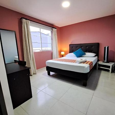 Hotel 9-25 Pereira Exteriér fotografie